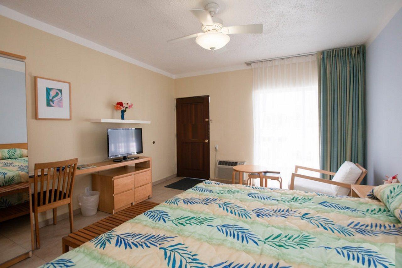 Flamingo Bay Hotel & Marina Freeport Esterno foto