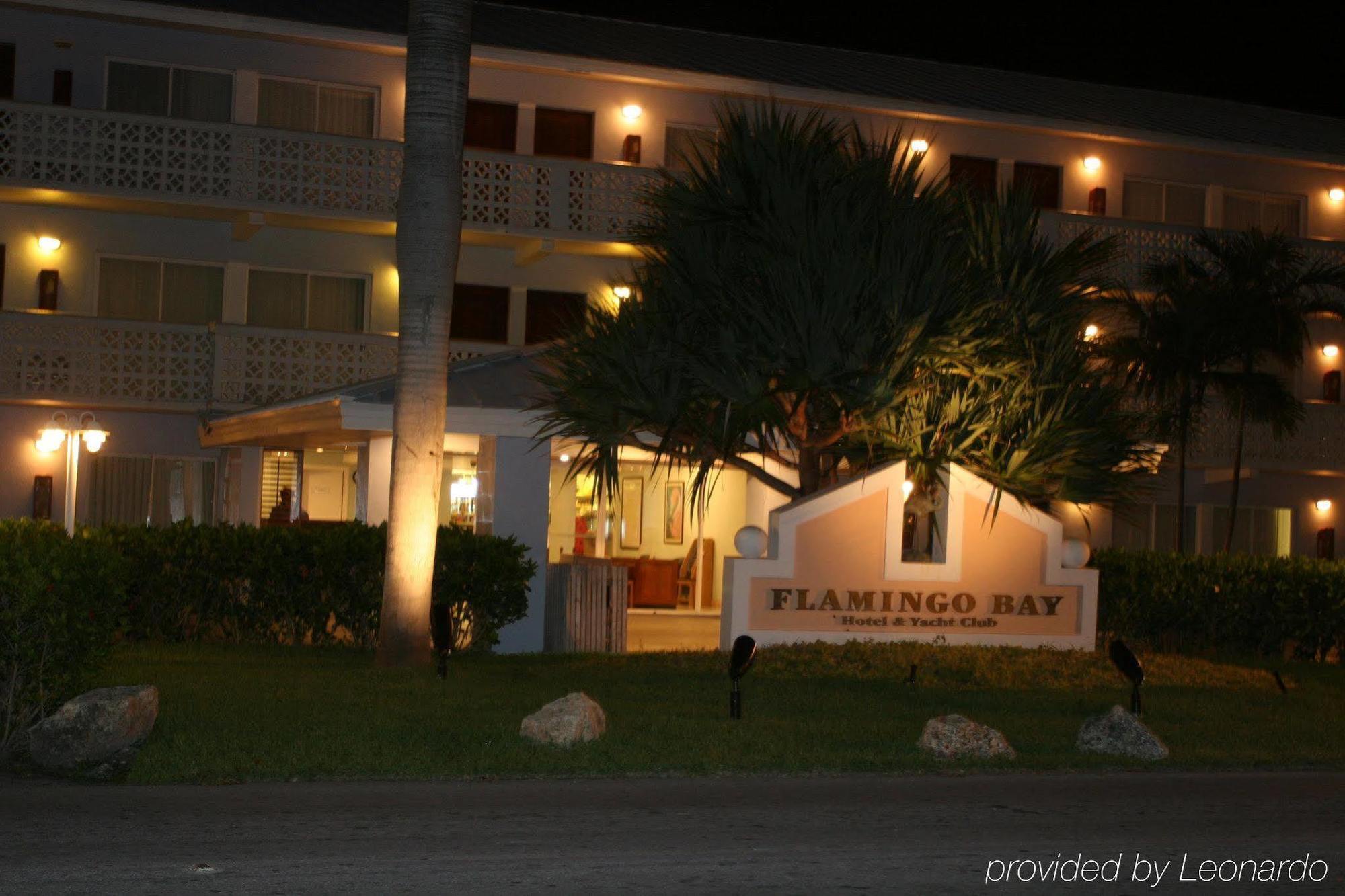 Flamingo Bay Hotel & Marina Freeport Esterno foto